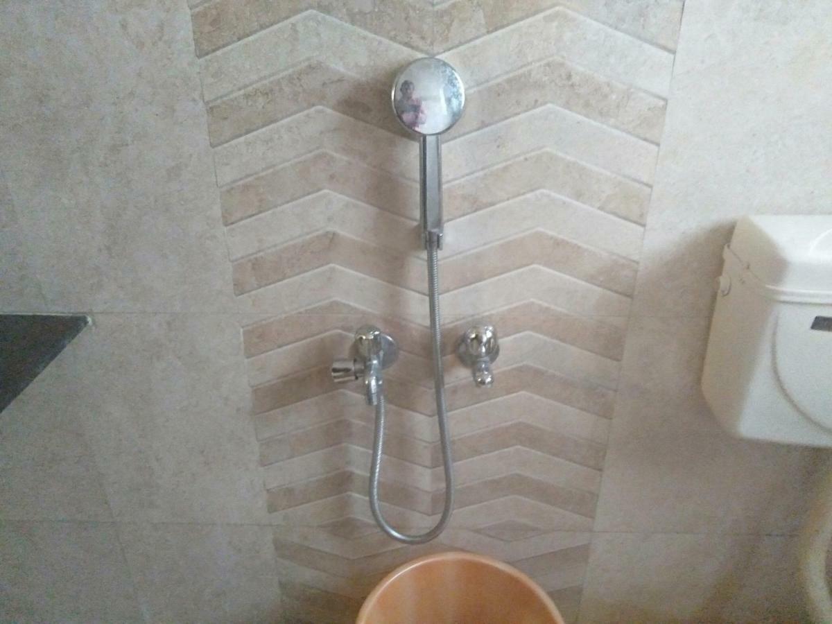 Hotel Rose Lodge Pune Ngoại thất bức ảnh
